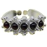 Coralli di Sardegna Garnet ring with 3mm beads and silver filigree