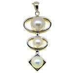 El Coral Pendant Pearls 3 Colours and Silver Setting 2 Ovals, 1 Rhombus